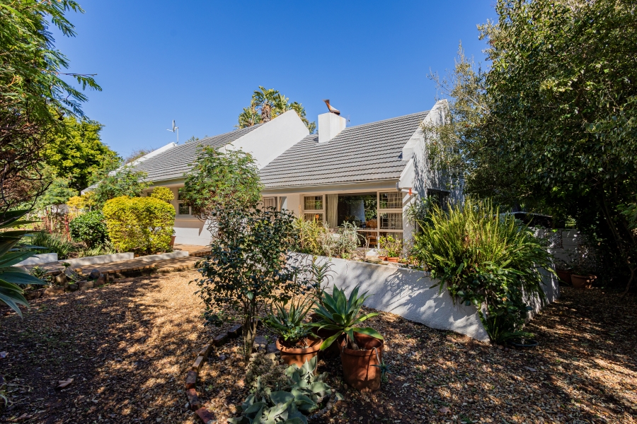 3 Bedroom Property for Sale in Kenridge Western Cape